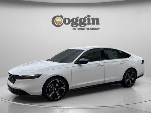 Platinum White Pearl 2026 Honda Accord SE