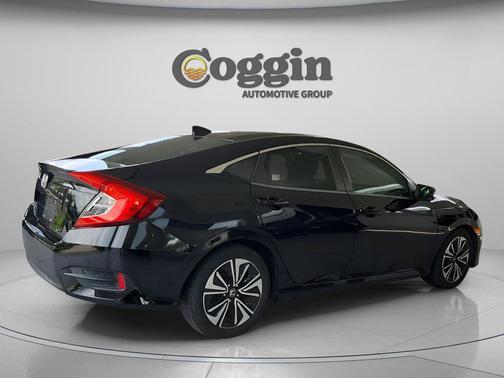 Crystal Black Pearl 2018 Honda Civic EX-T