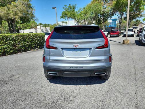 2024 Cadillac XT4 Premium Luxury