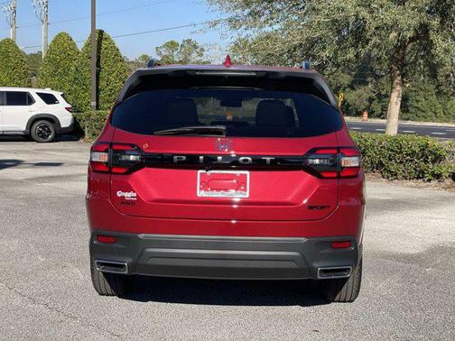 2025 Honda Pilot Sport