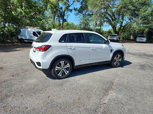 2020 Mitsubishi Outlander Sport SE