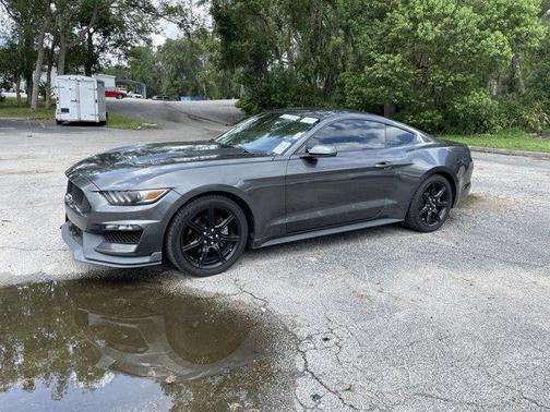 2017 Ford Mustang V6