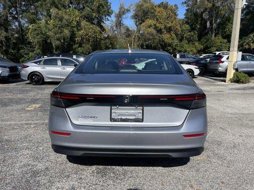 2025 Honda Accord LX 1.5T