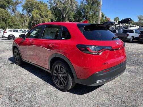 2026 Honda HR-V 2WD Sport