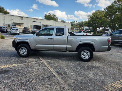 2018 Toyota Tacoma SR