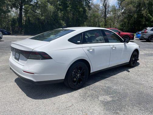 2025 Honda Accord Sport SE 1.5T
