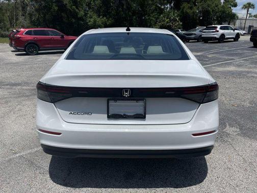 2025 Honda Accord Sport SE 1.5T