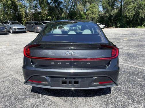 2021 Hyundai SONATA SE