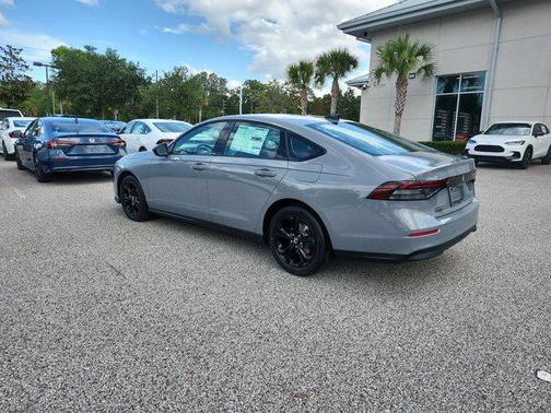 2025 Honda Accord Sport SE 1.5T