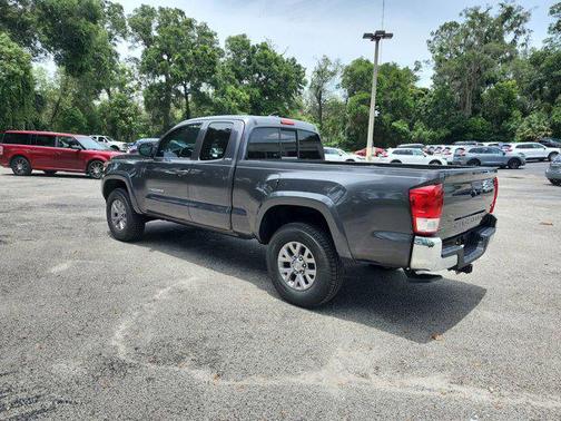2016 Toyota Tacoma SR5