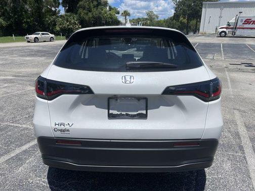 2025 Honda HR-V LX