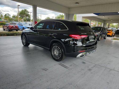 2024 Mercedes-Benz GLC 300 4MATIC
