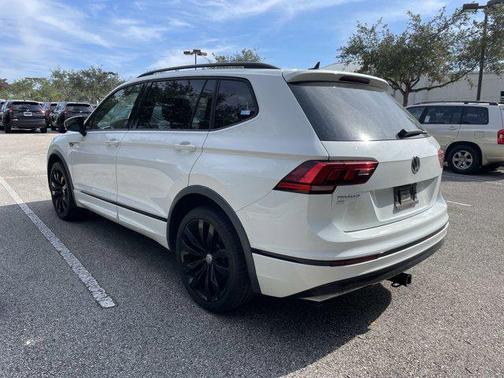 2021 Volkswagen Tiguan 2.0T SE R-Line Black