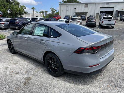 2025 Honda Accord Sport SE 1.5T