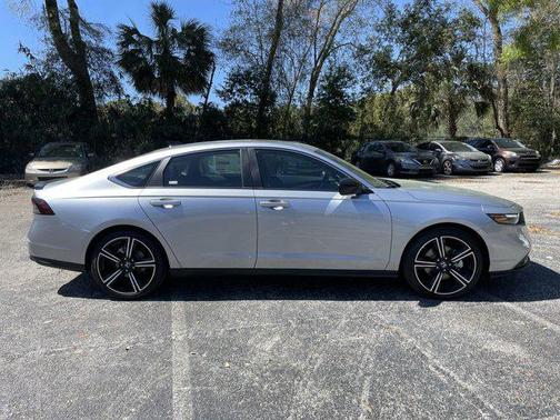 2025 Honda Accord Hybrid Base
