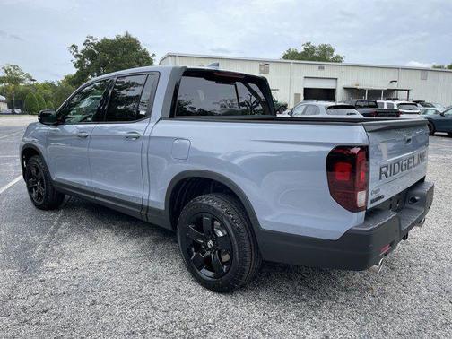 2025 Honda Ridgeline Black