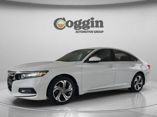 Platinum White Pearl 2018 Honda Accord EX
