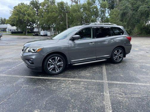 2018 Nissan Pathfinder Platinum