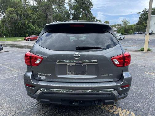 2018 Nissan Pathfinder Platinum