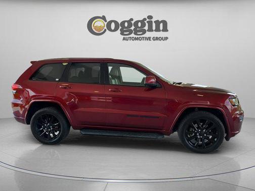 Velvet Red Pearlcoat 2021 Jeep Grand Cherokee Laredo