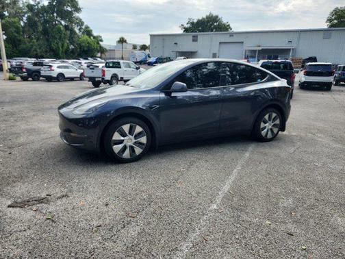 2024 Tesla Model Y Long Range Dual Motor All-Wheel Drive