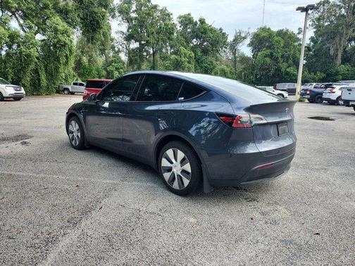 2024 Tesla Model Y Long Range Dual Motor All-Wheel Drive