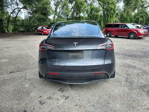 2024 Tesla Model Y Long Range Dual Motor All-Wheel Drive