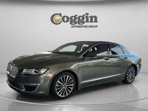 2017 Lincoln MKZ Base