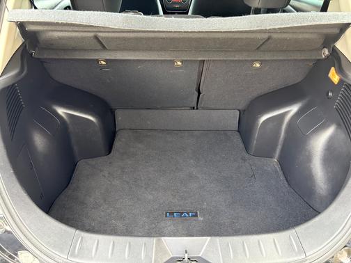 Black 2017 Nissan Leaf S