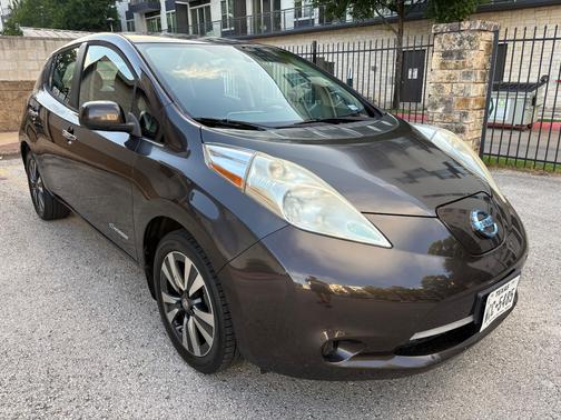 Forged Bronze Metallic 2016 Nissan Leaf SV