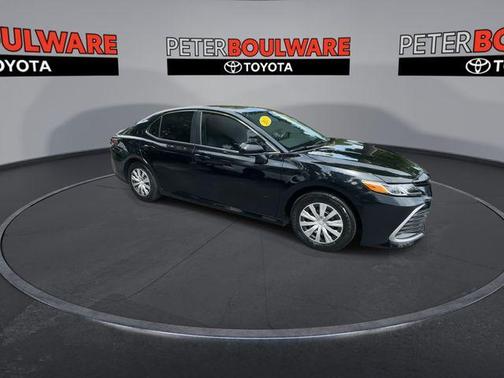 2023 Toyota Camry Hybrid LE