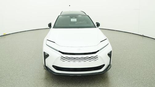 2025 Toyota Crown Signia LIMITED