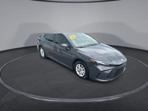 UNDERGROUND 2025 Toyota Camry LE