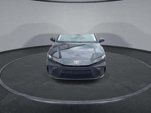 UNDERGROUND 2025 Toyota Camry LE