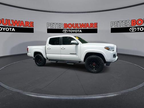 2022 Toyota Tacoma SR5