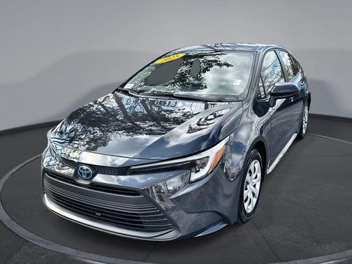 2025 Toyota Corolla Hybrid LE