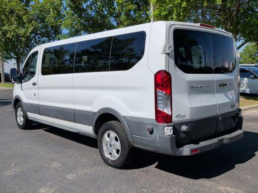 Oxford White 2018 Ford Transit-350 XLT