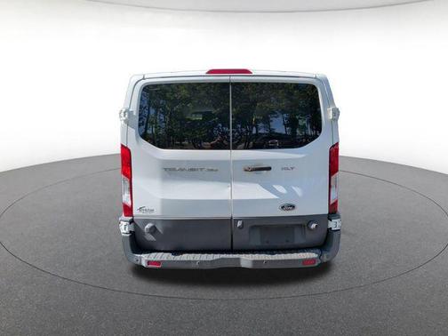 Oxford White 2018 Ford Transit-350 XLT