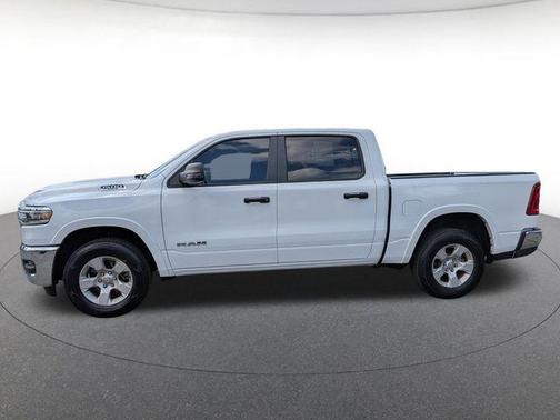 Bright White Clearcoat 2025 RAM 1500 Big Horn/Lone Star