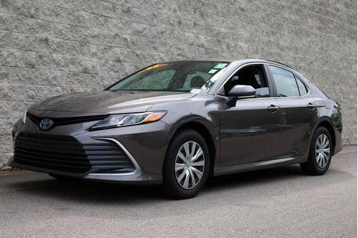 2023 Toyota Camry Hybrid LE
