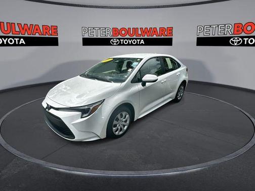 2025 Toyota Corolla Hybrid LE