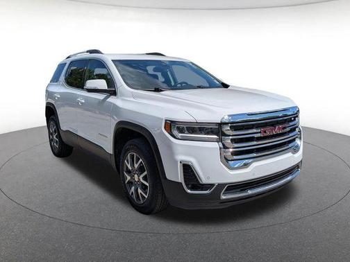 Summit White 2023 GMC Acadia SLT