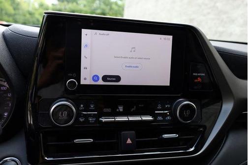 2023 Toyota Highlander Hybrid LE