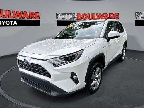 2021 Toyota RAV4 Hybrid XLE Premium