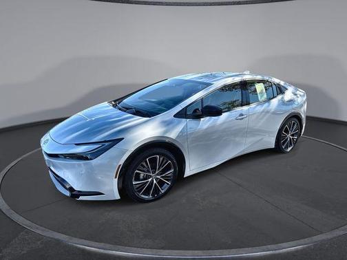 2025 Toyota Prius XLE