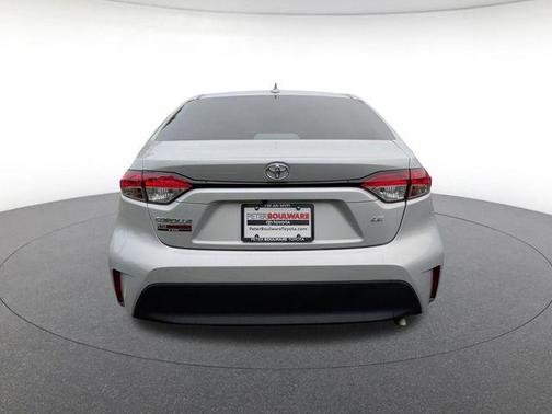 Classic Silver Metallic 2024 Toyota Corolla LE
