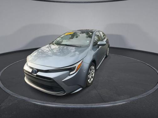 2024 Toyota Corolla Hybrid LE