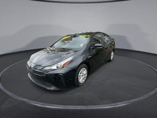 2021 Toyota Prius LE