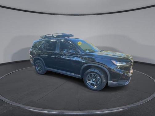 2023 Honda Pilot TrailSport