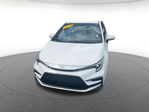 Ice 2024 Toyota Corolla SE